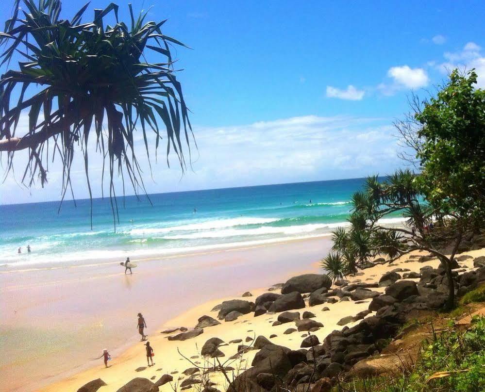 Komune Resort And Beach Club Greenmount Beach Coolangatta Buitenkant foto