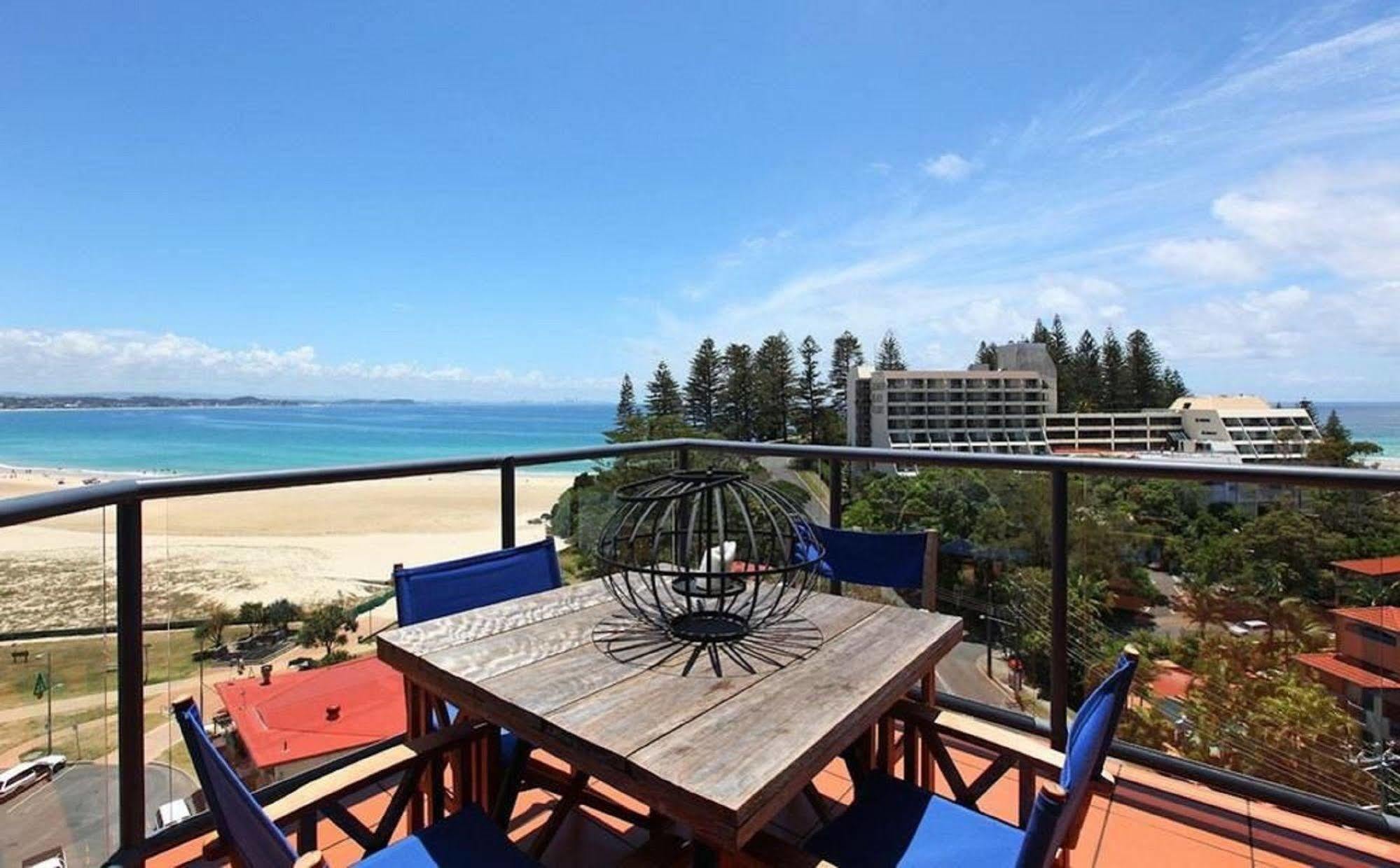 Komune Resort And Beach Club Greenmount Beach Coolangatta Buitenkant foto